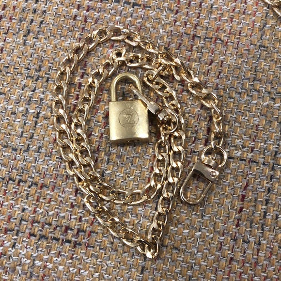Non-Branded Gold Tone Chain Necklace For LV Lock Key 8” 16” 18” 23” 32” 41” 47” - Picture 12 of 17